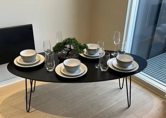 Spacious 2 Bed Modern Apartment