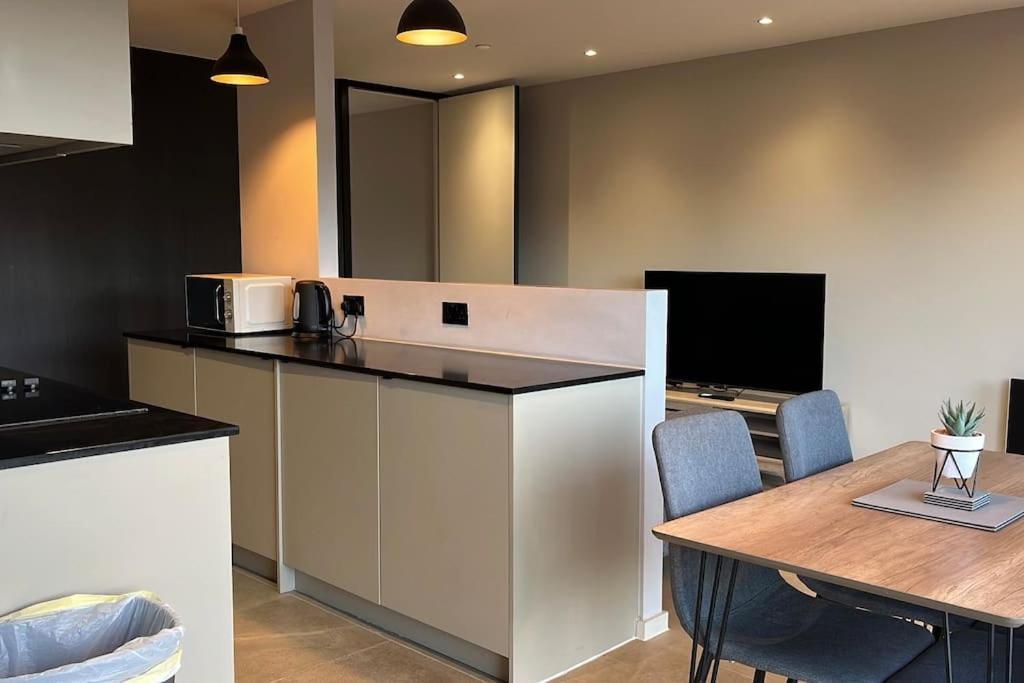 Apartment Spacious 2 Bed Modern Manchester